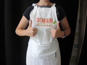 épicerie coopérative lyonnaise, tablier de coopérateur de demainsupermarché